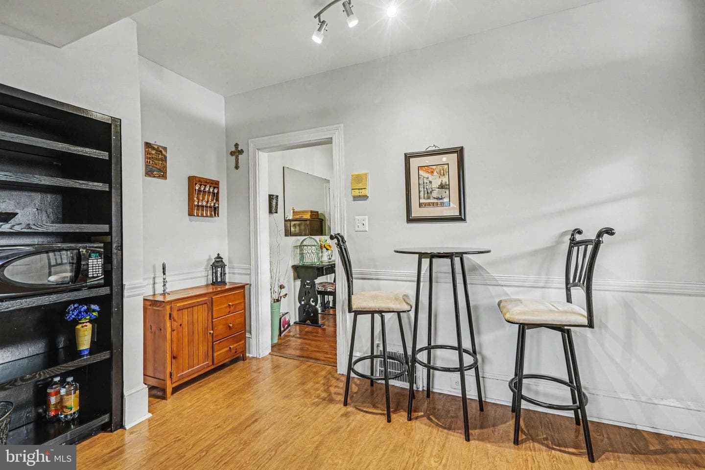 215 Walnut Street photo 12