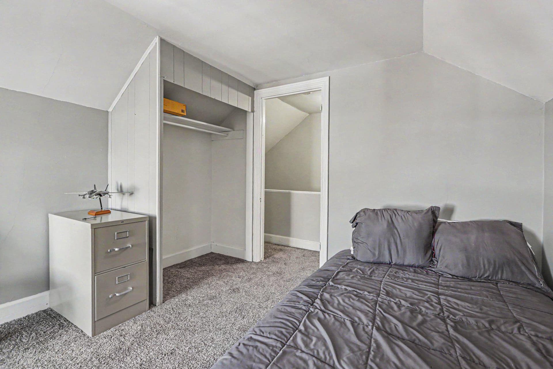 215 Walnut Street photo 20
