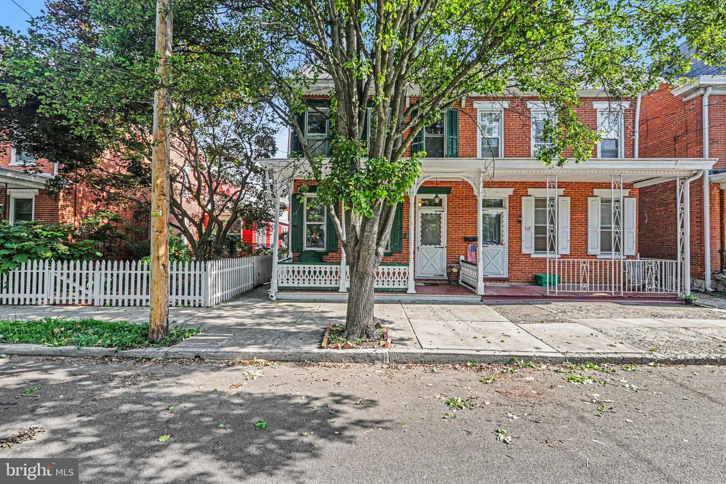 215 Walnut Street photo 24
