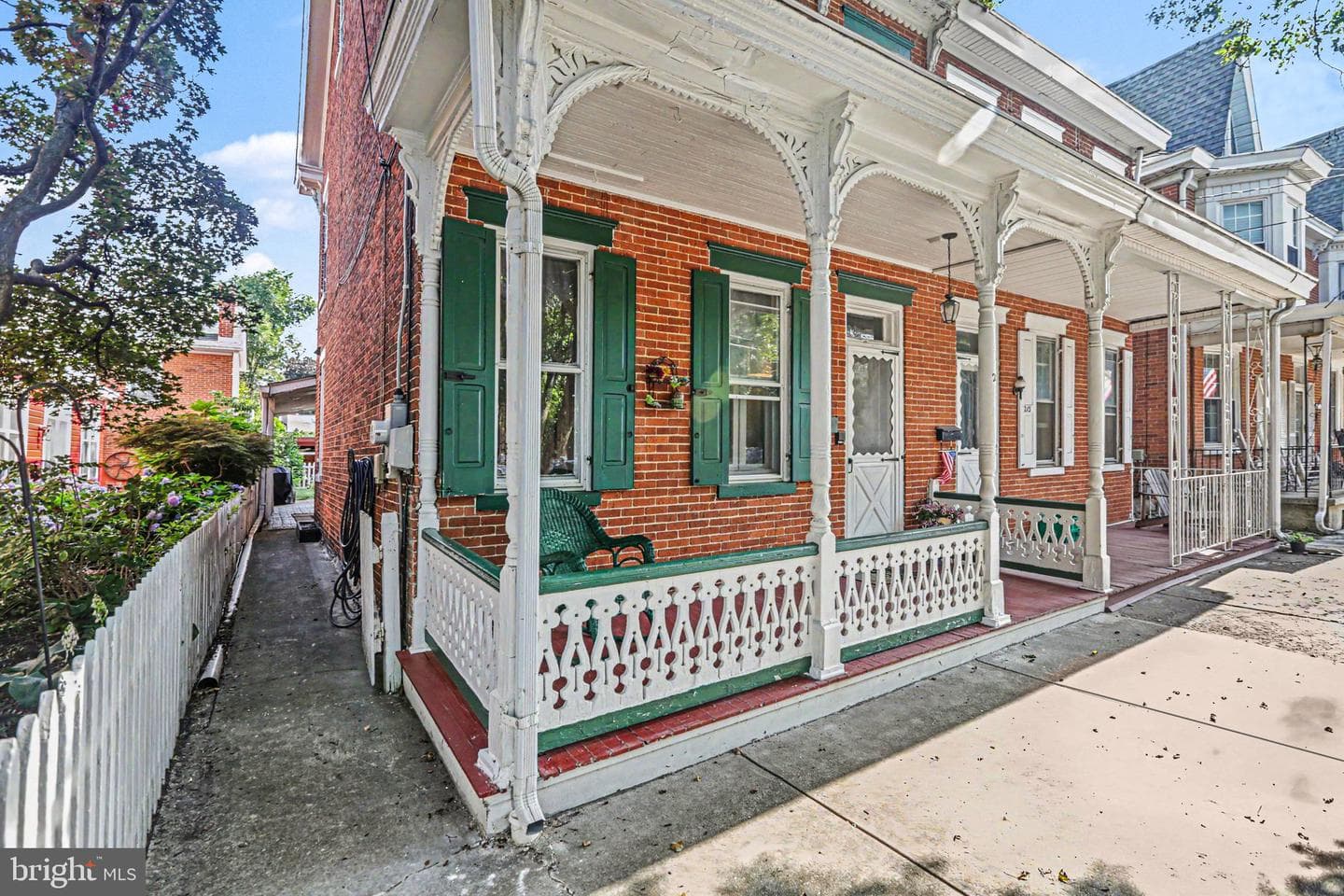 215 Walnut Street photo 26