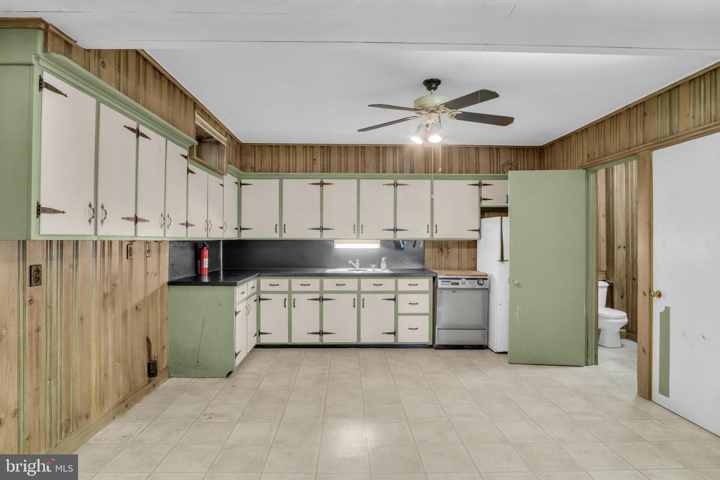 2201 Logan Street photo 32