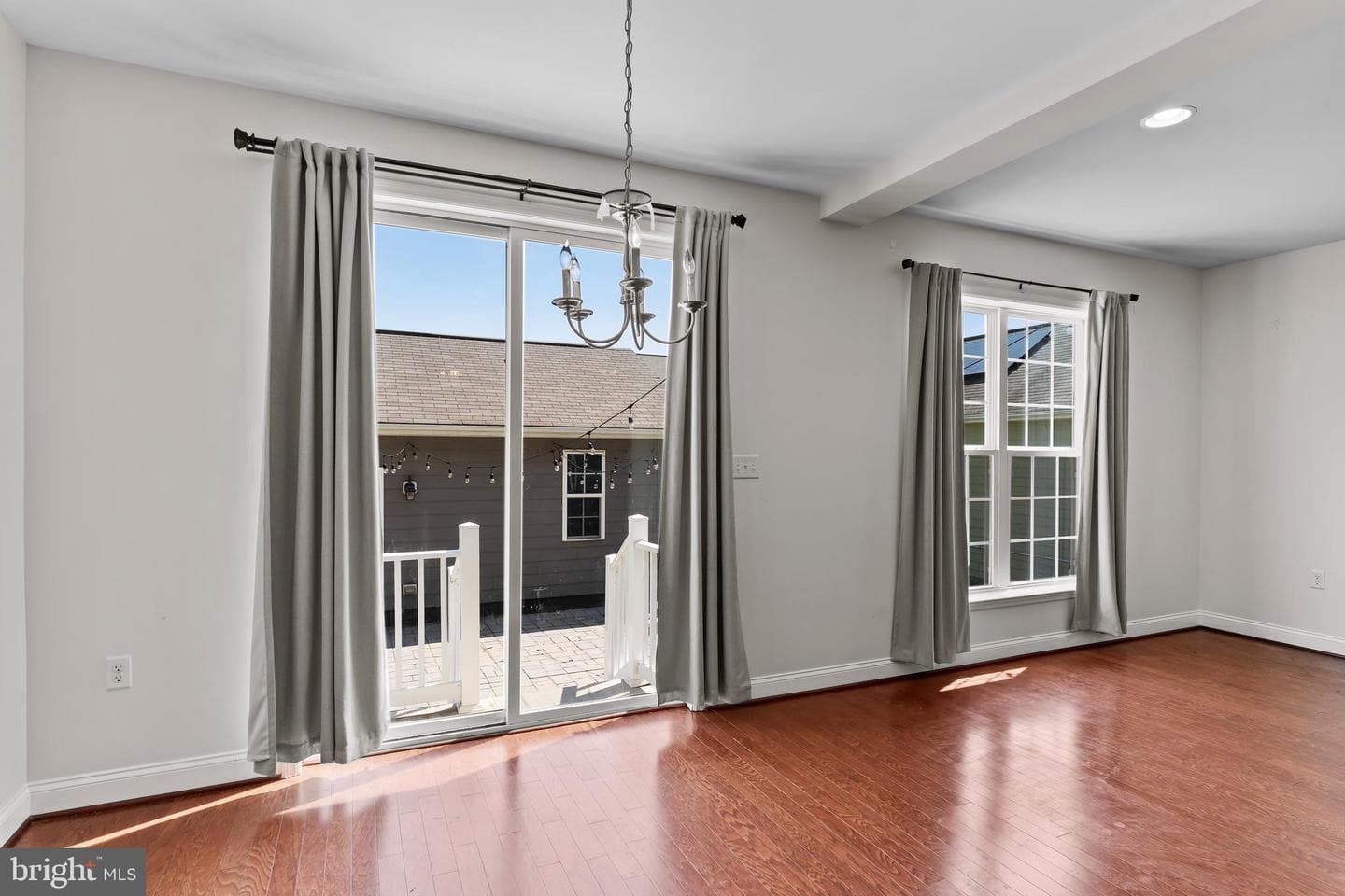 524 Shaw photo 16