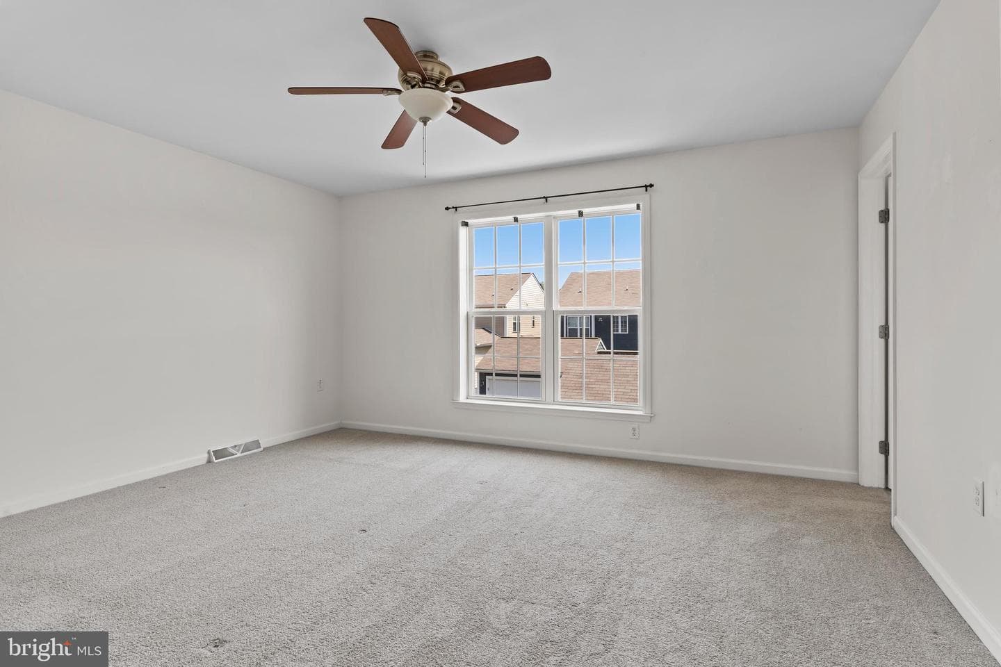 524 Shaw photo 35