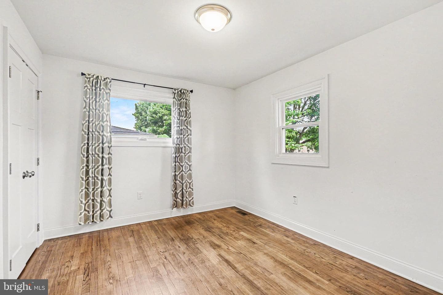 8 Longview Drive photo 22