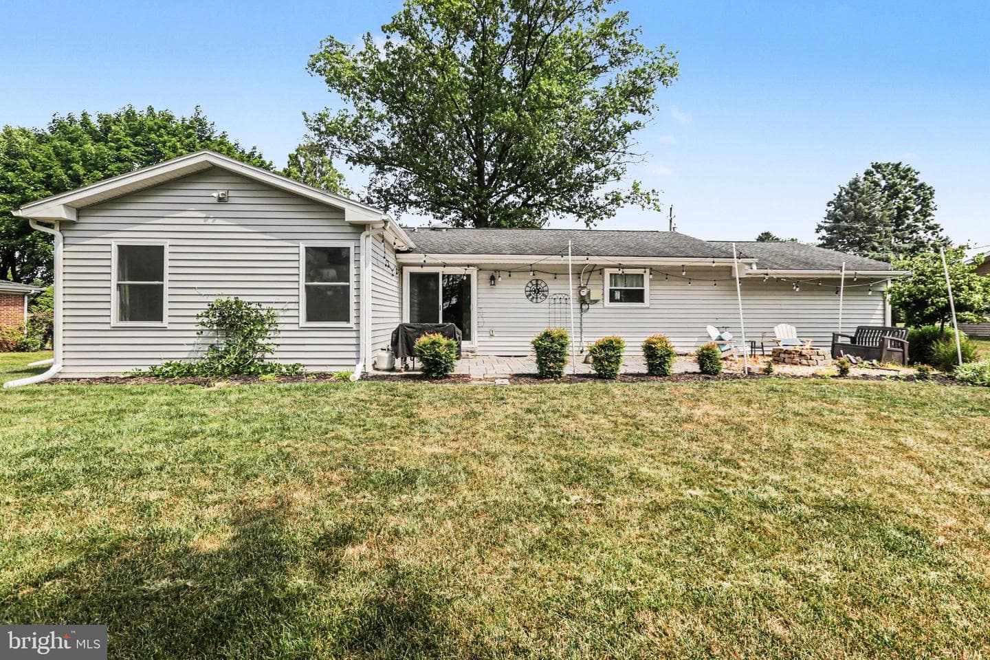 8 Longview Drive photo 3