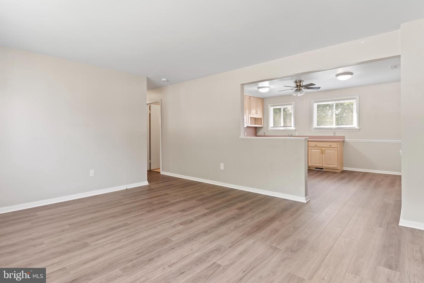 11 W Dulles Drive photo 5