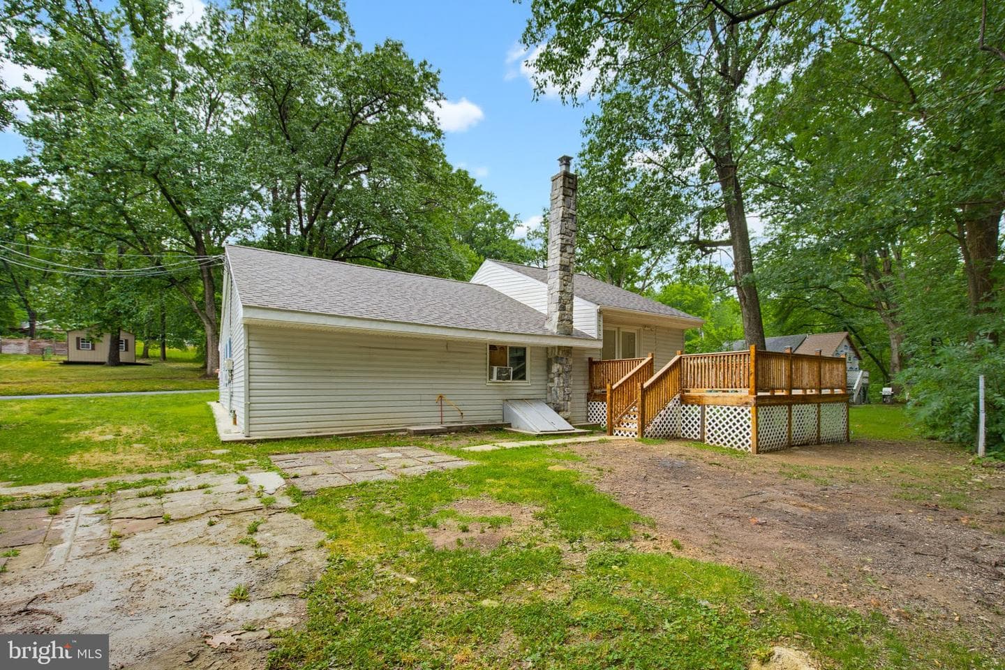 1607 Holtz Road photo 36