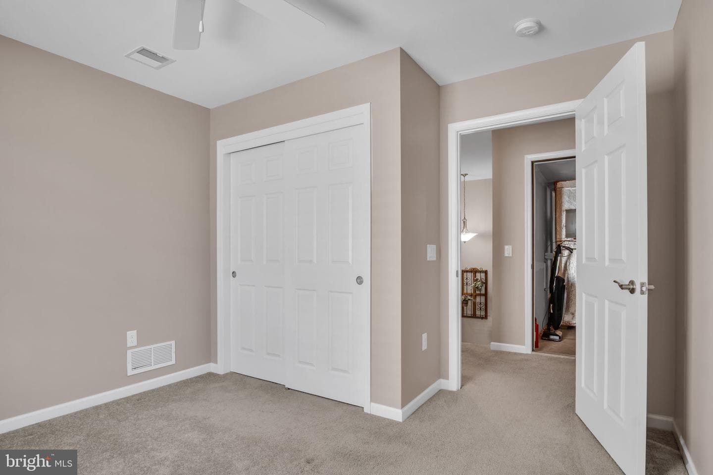 225 Loyal Drive photo 31