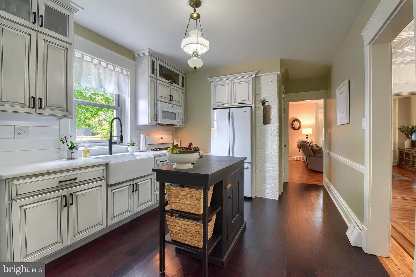 337 Graham Street photo 17