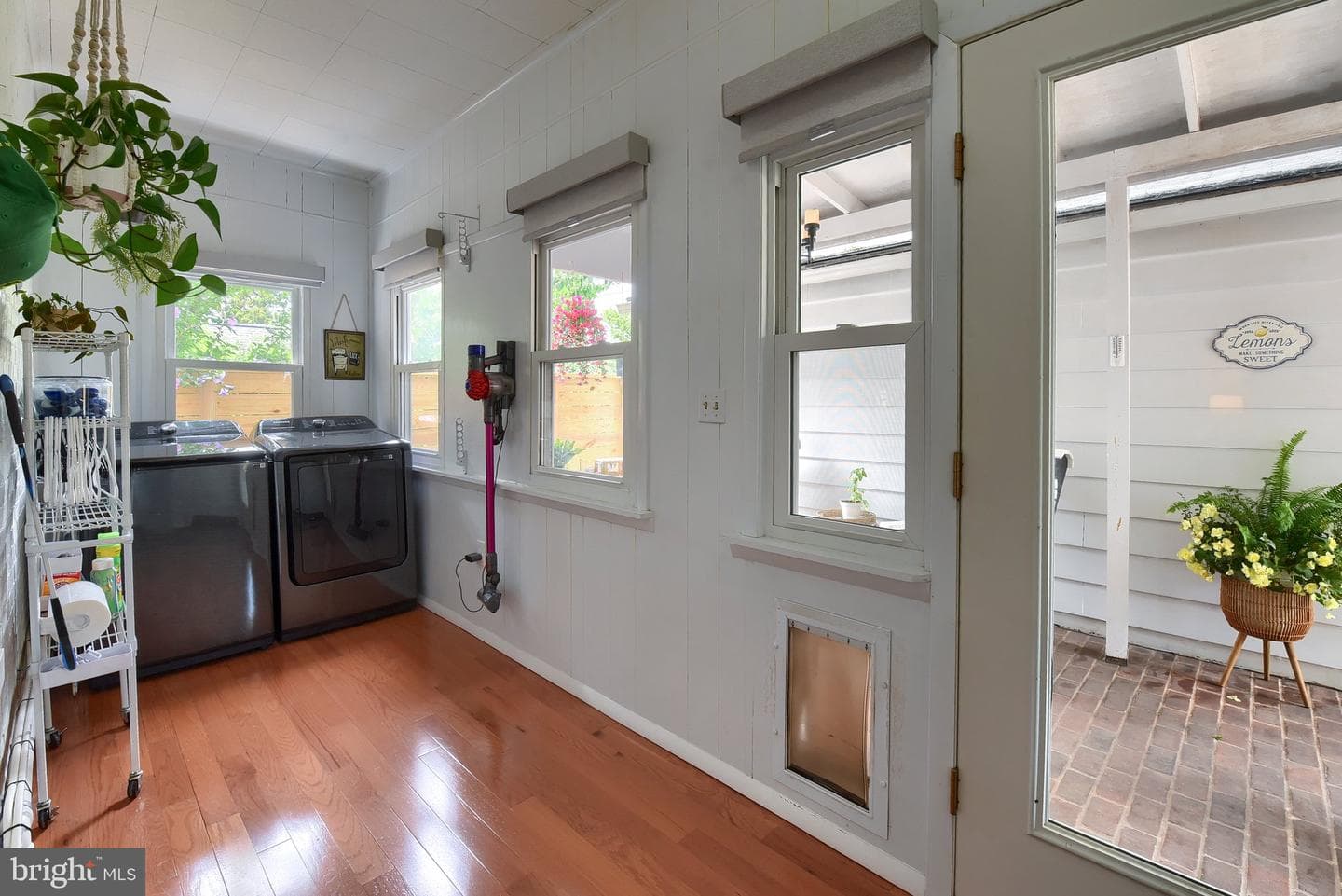 337 Graham Street photo 20