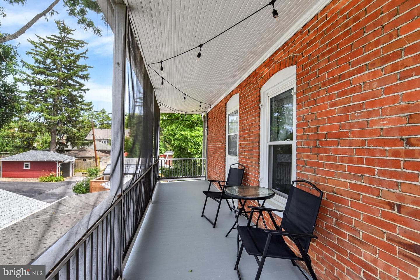 337 Graham Street photo 37