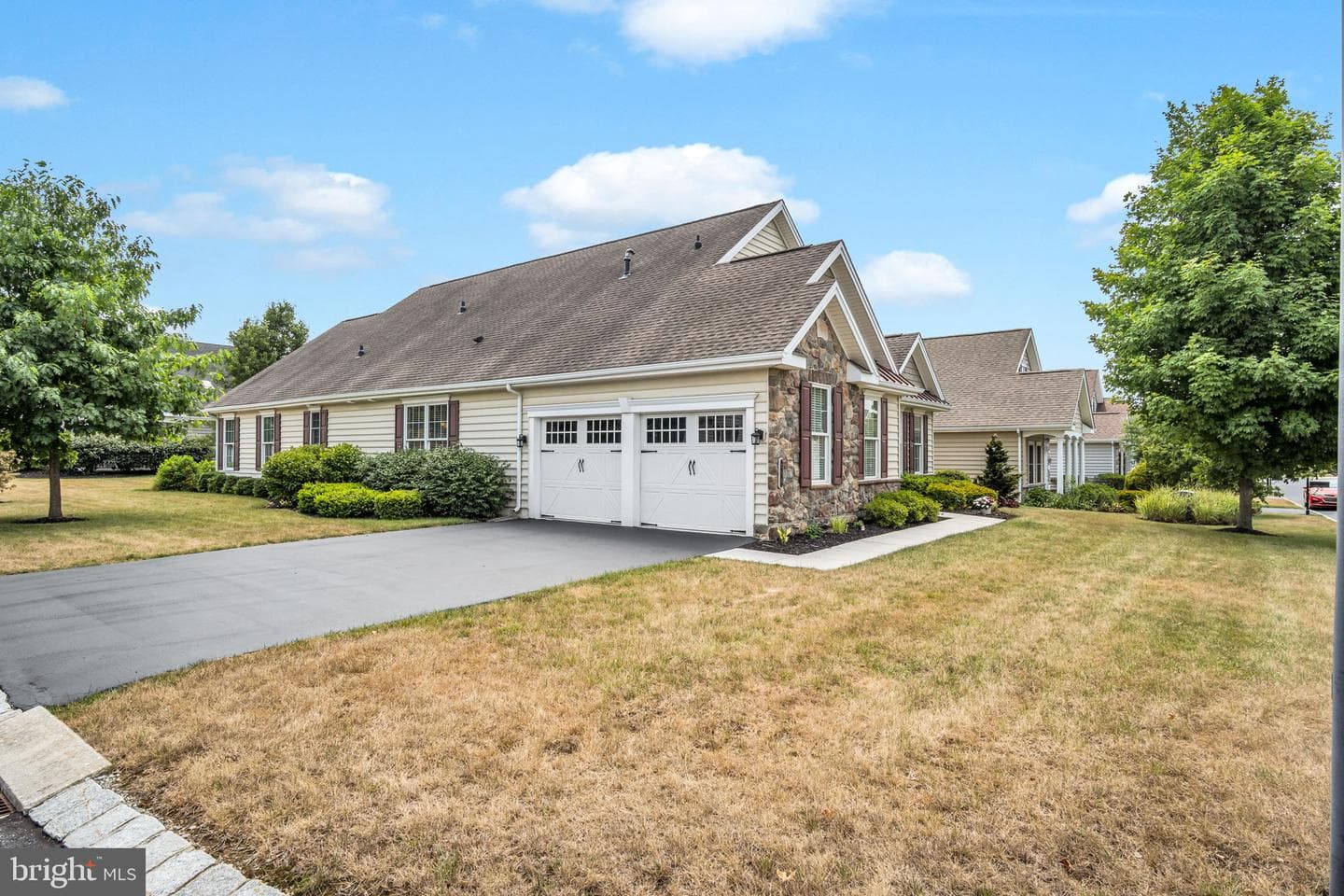 298 Founders Way photo 37