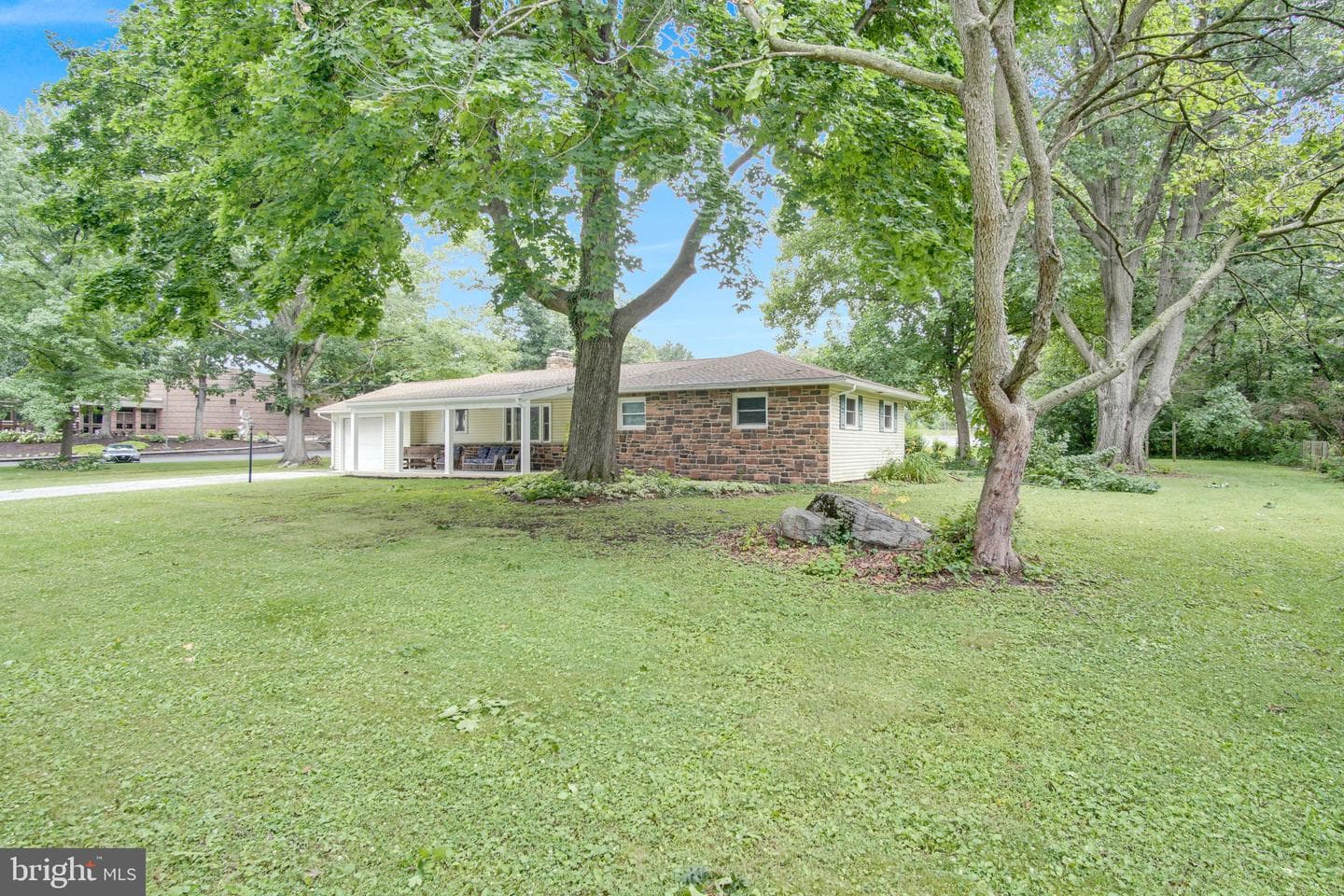 1003 Rockledge Drive photo 4