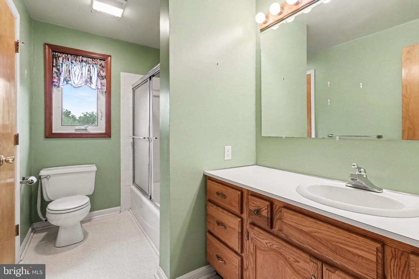 4 Patricia Drive photo 20