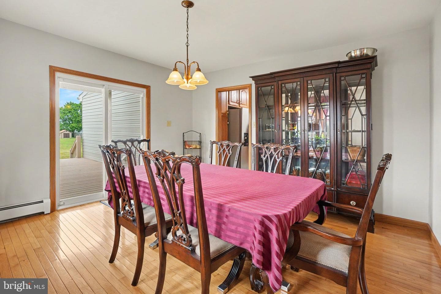 924 W Trindle Road photo 15