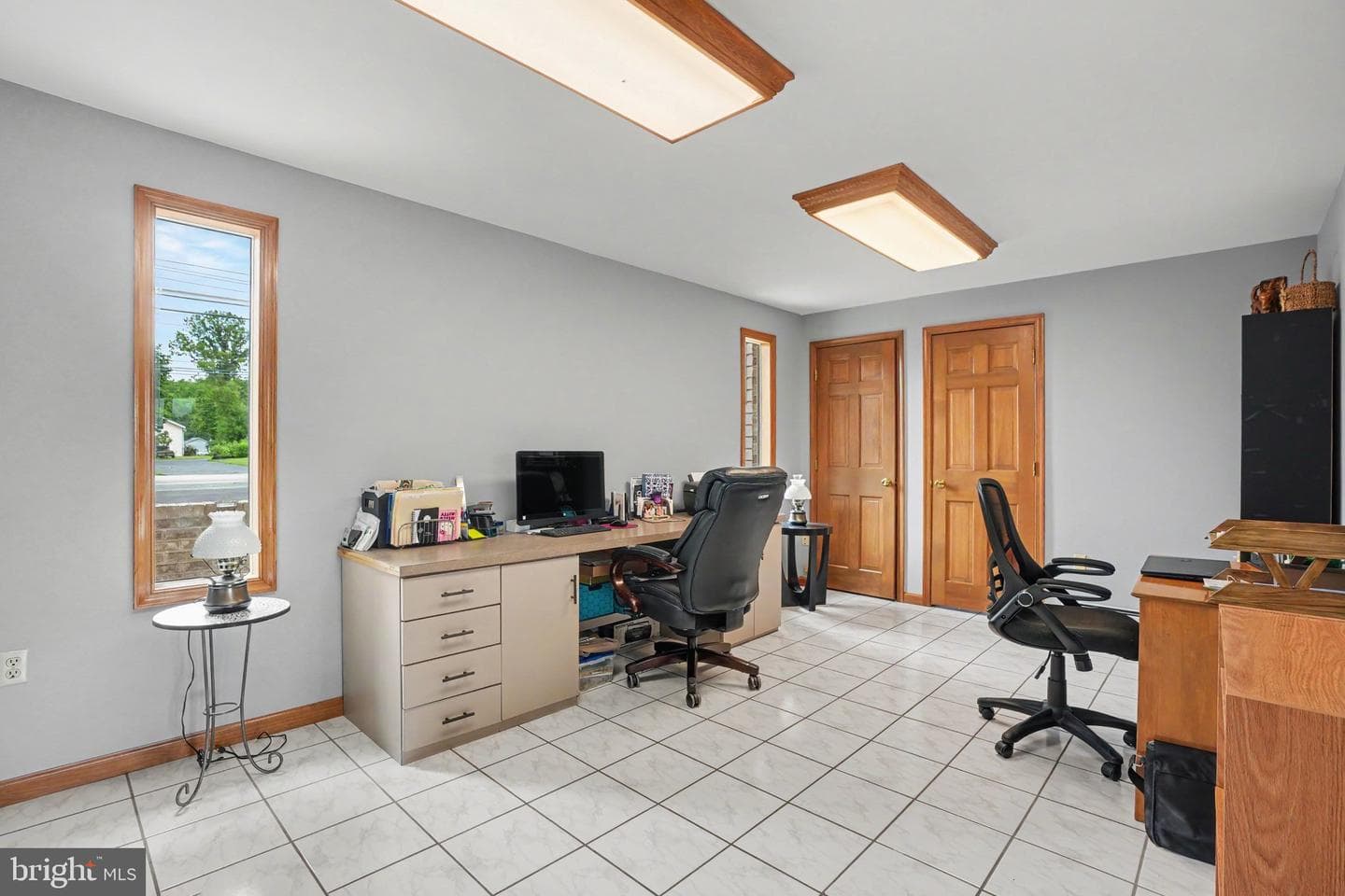 924 W Trindle Road photo 19
