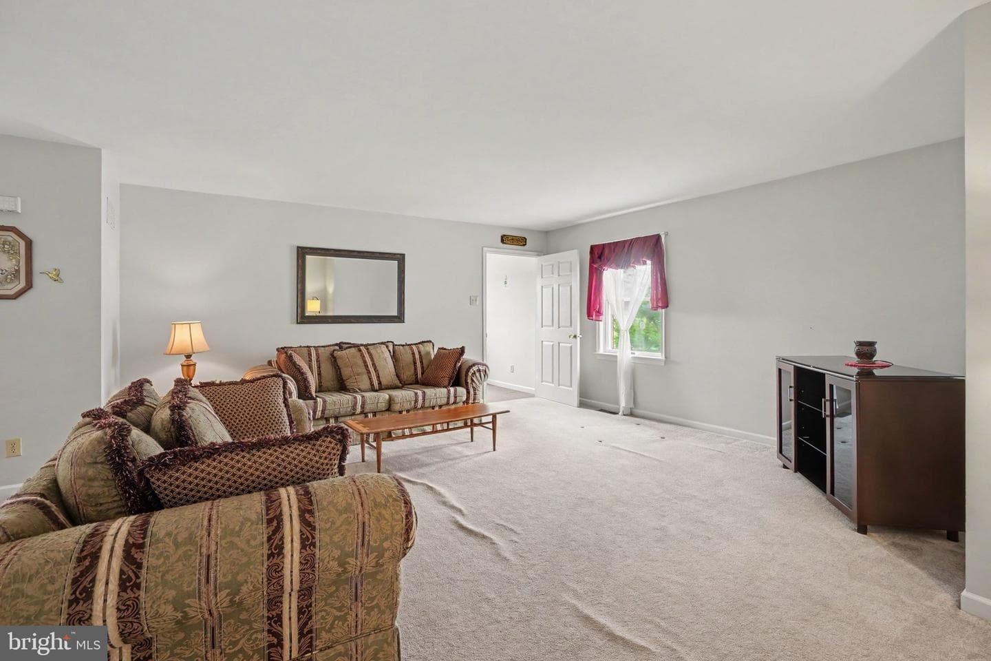 924 W Trindle Road photo 39
