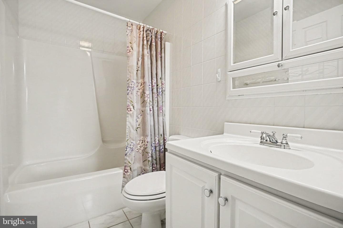 924 W Trindle Road photo 48