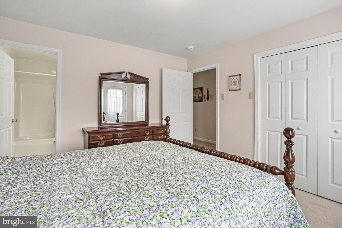 924 W Trindle Road photo 50