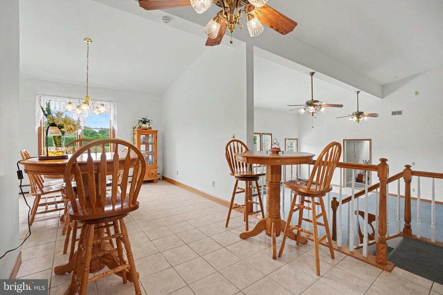 924 W Trindle Road photo 9