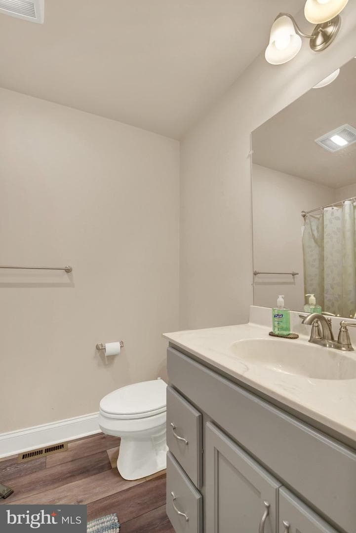 525 Joseph Court photo 28
