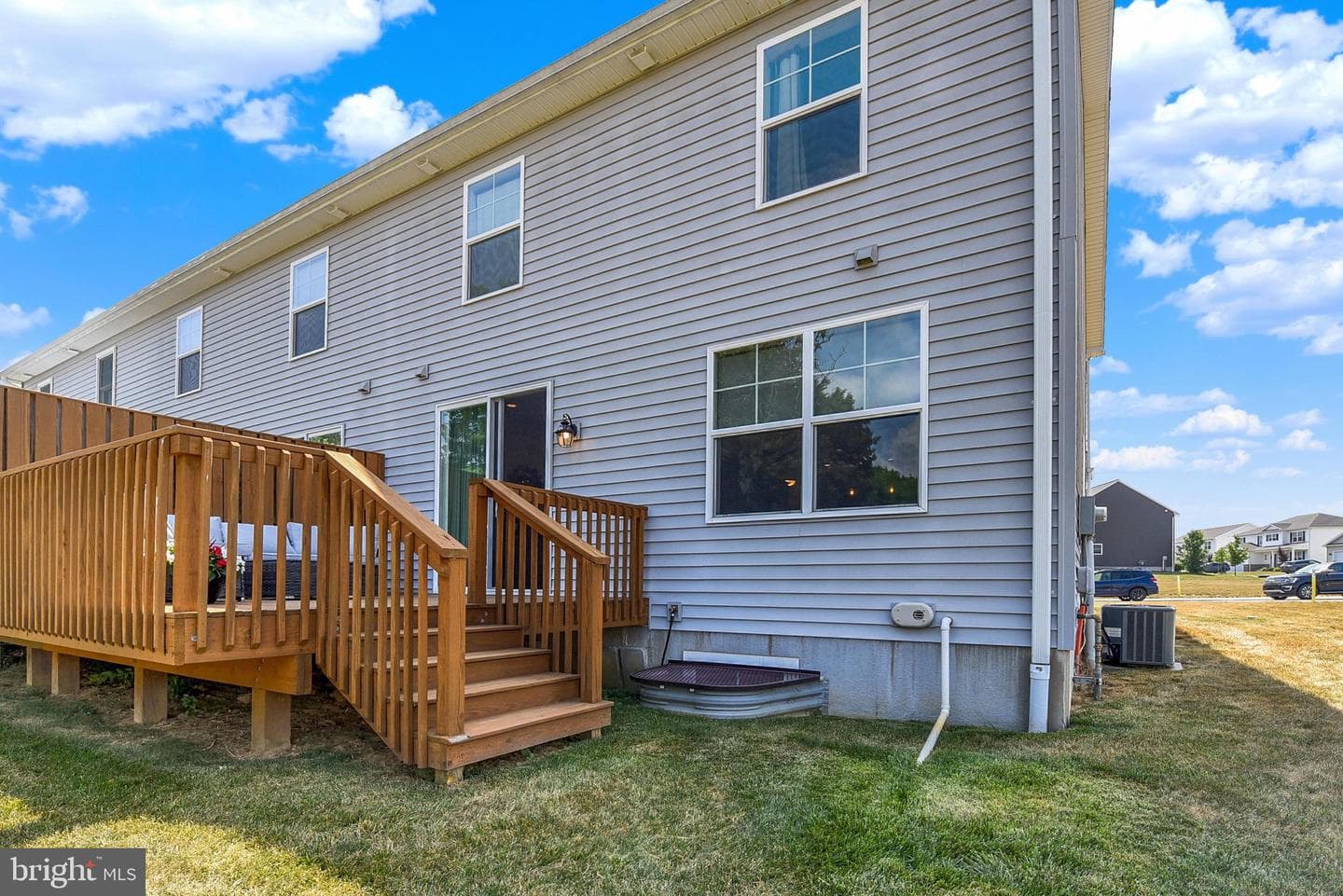 525 Joseph Court photo 37