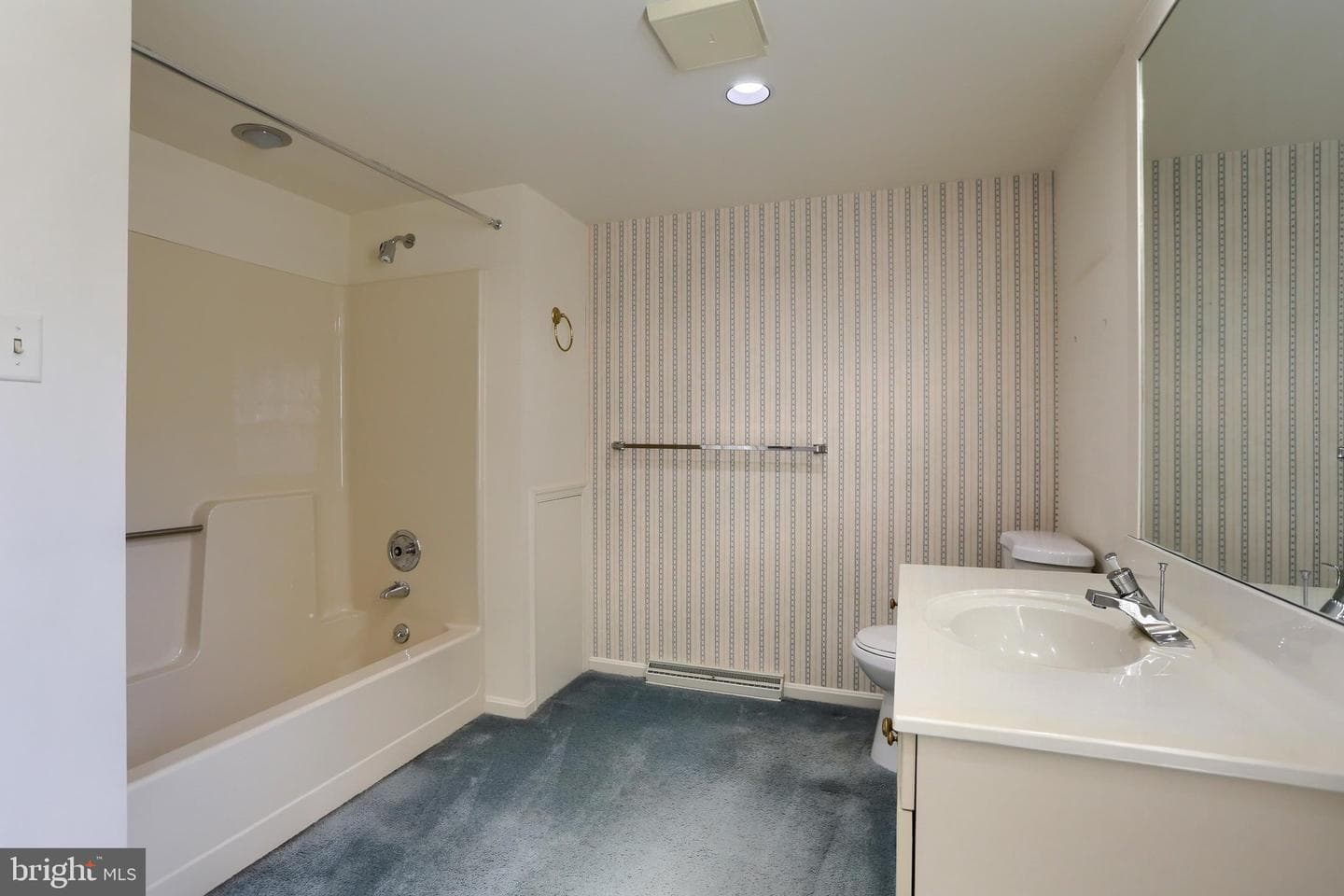 14 Kensington Square photo 28