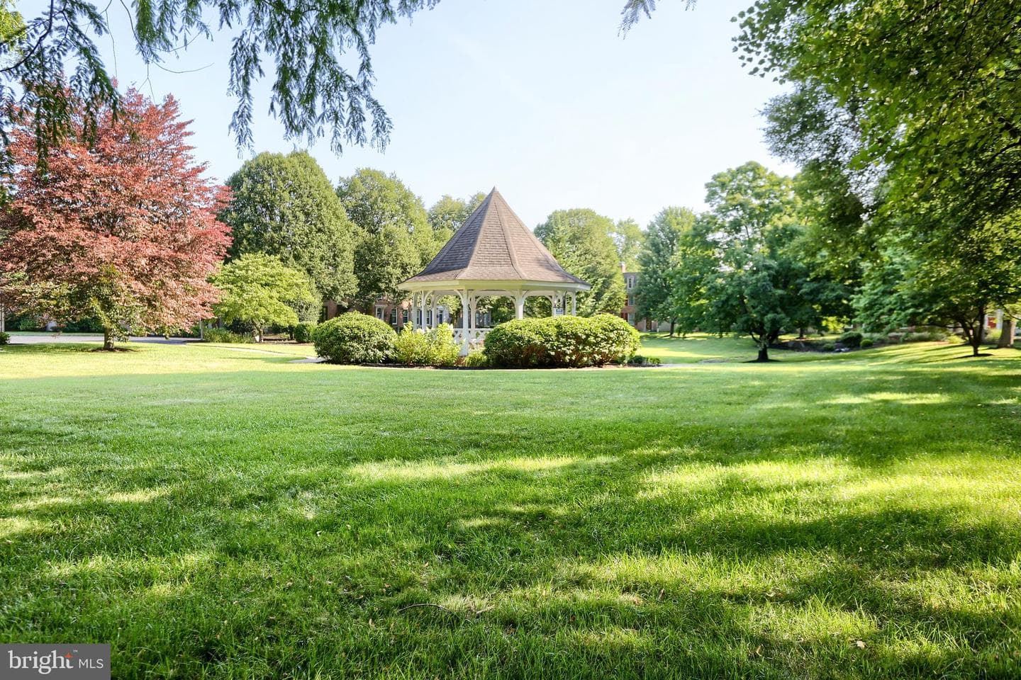 14 Kensington Square photo 6