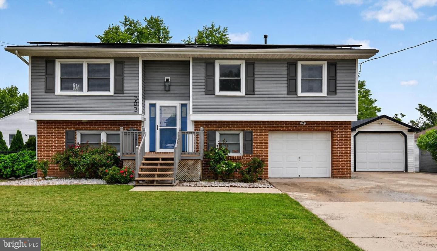 303 Kay Road photo 1