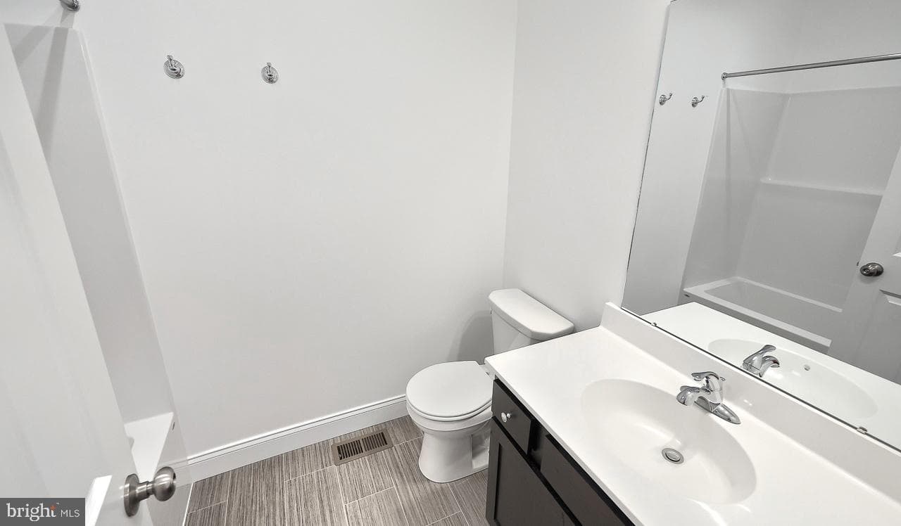 610 Estate Drive photo 29