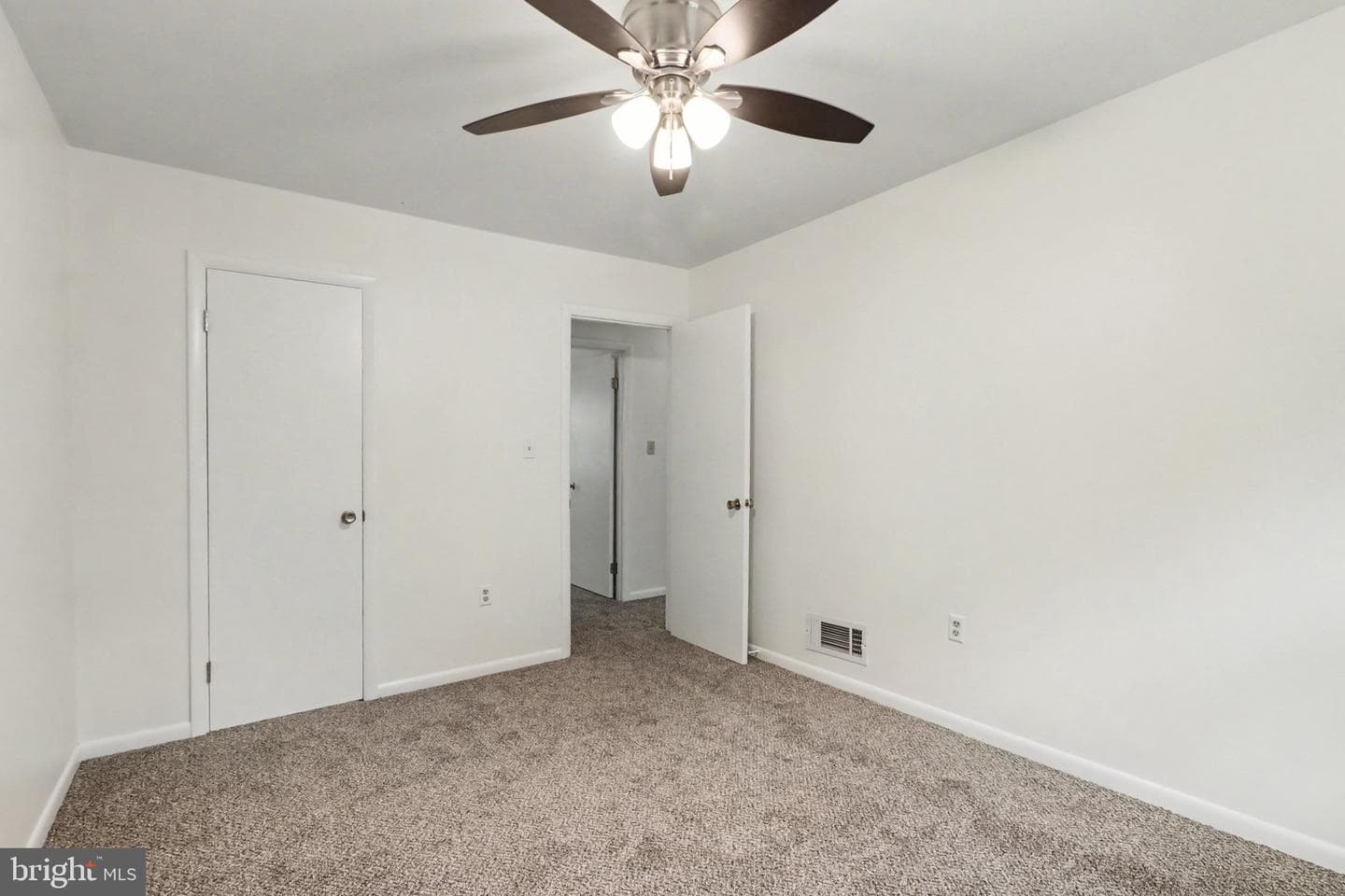3 Dartmouth Court photo 24