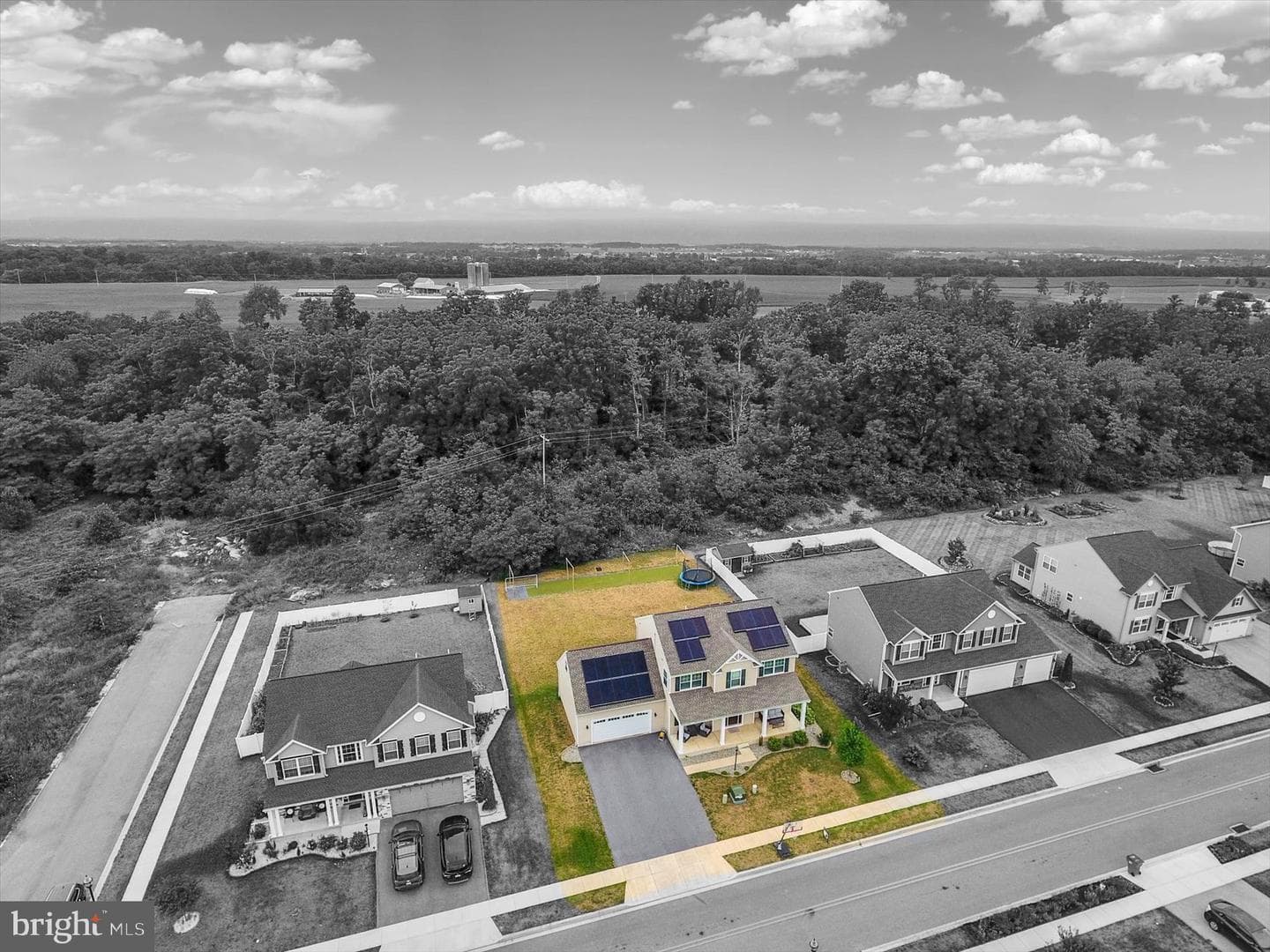 304 Lexington Lane photo 41