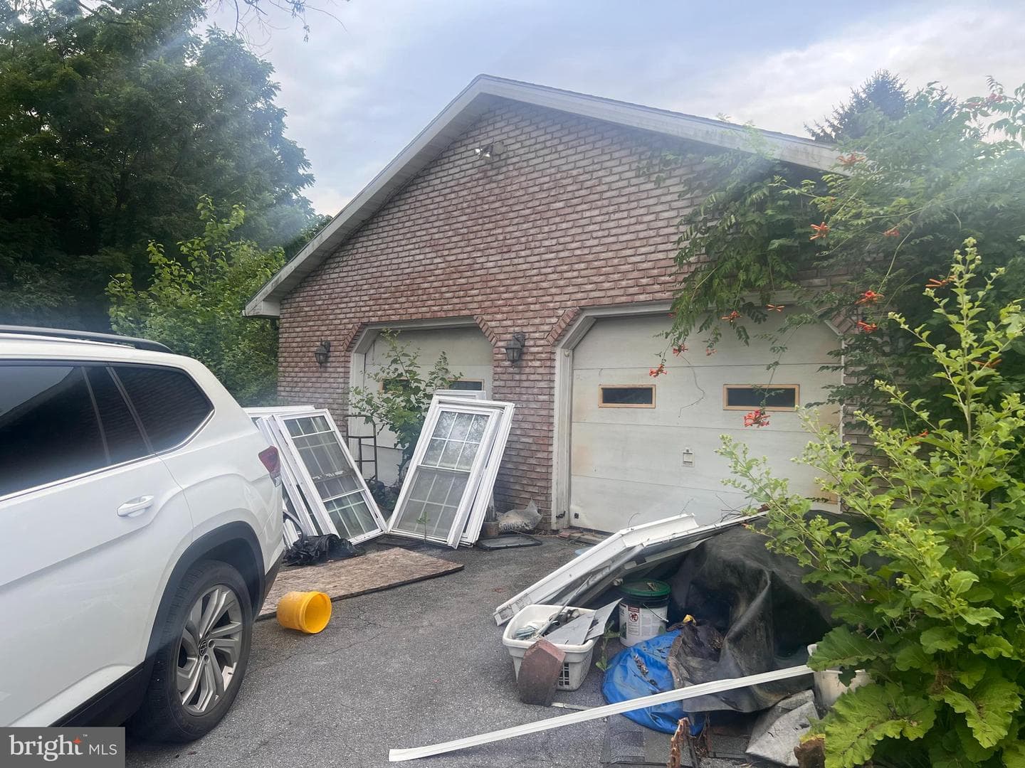 295 Smith Road photo 4