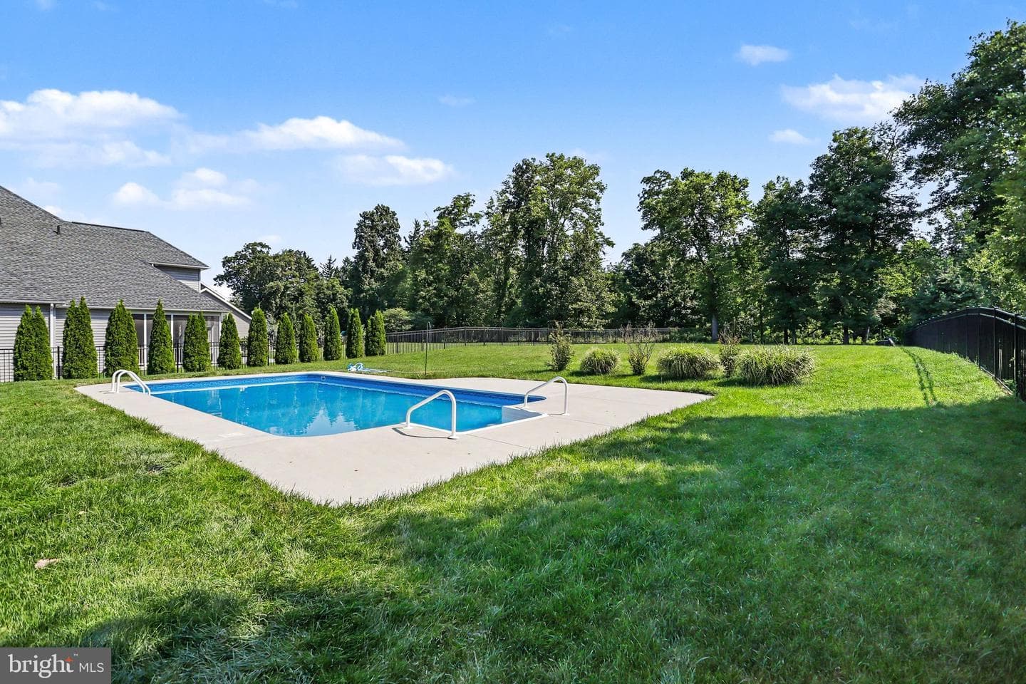 404 Sorbie Lane photo 38