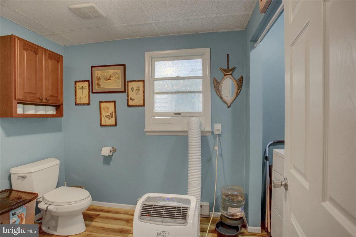 323 E Garfield Street photo 11