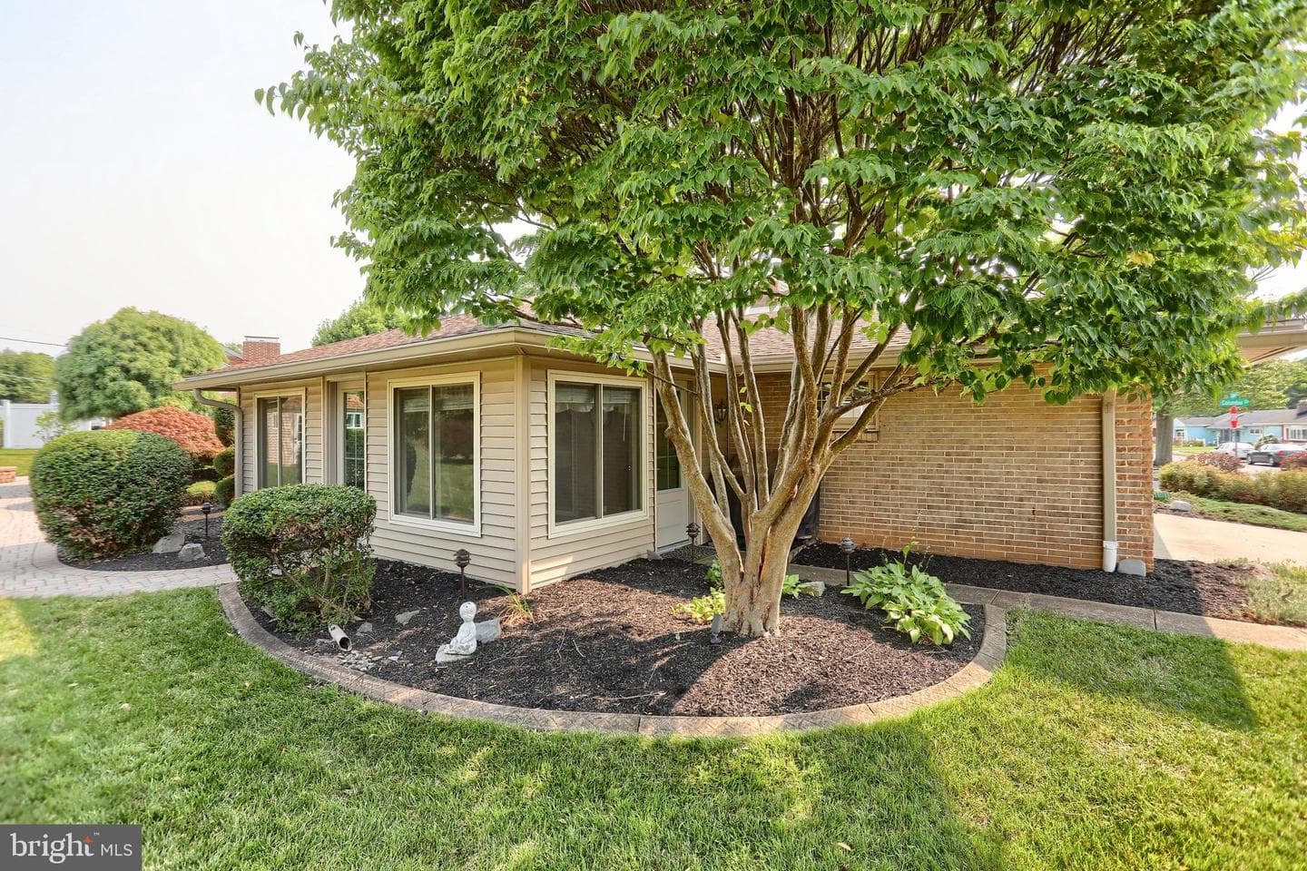 23 Columbia Drive photo 30