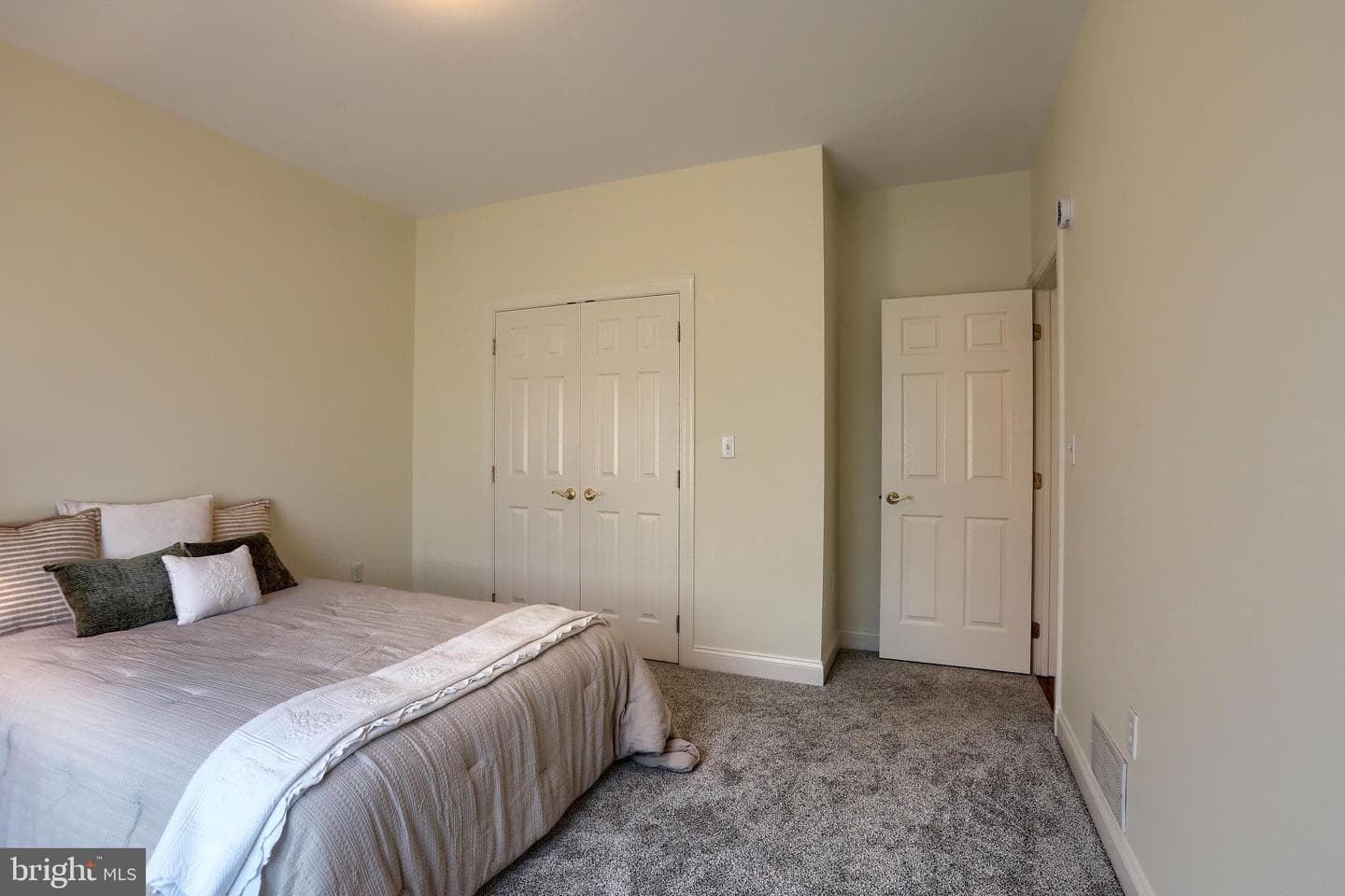5127 Jennifer Circle photo 23