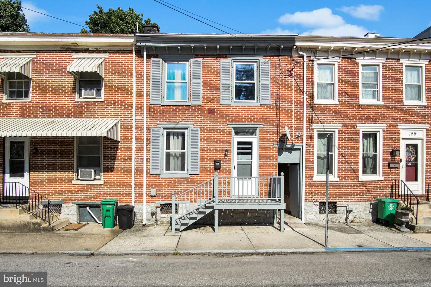 151 S East Street photo 4