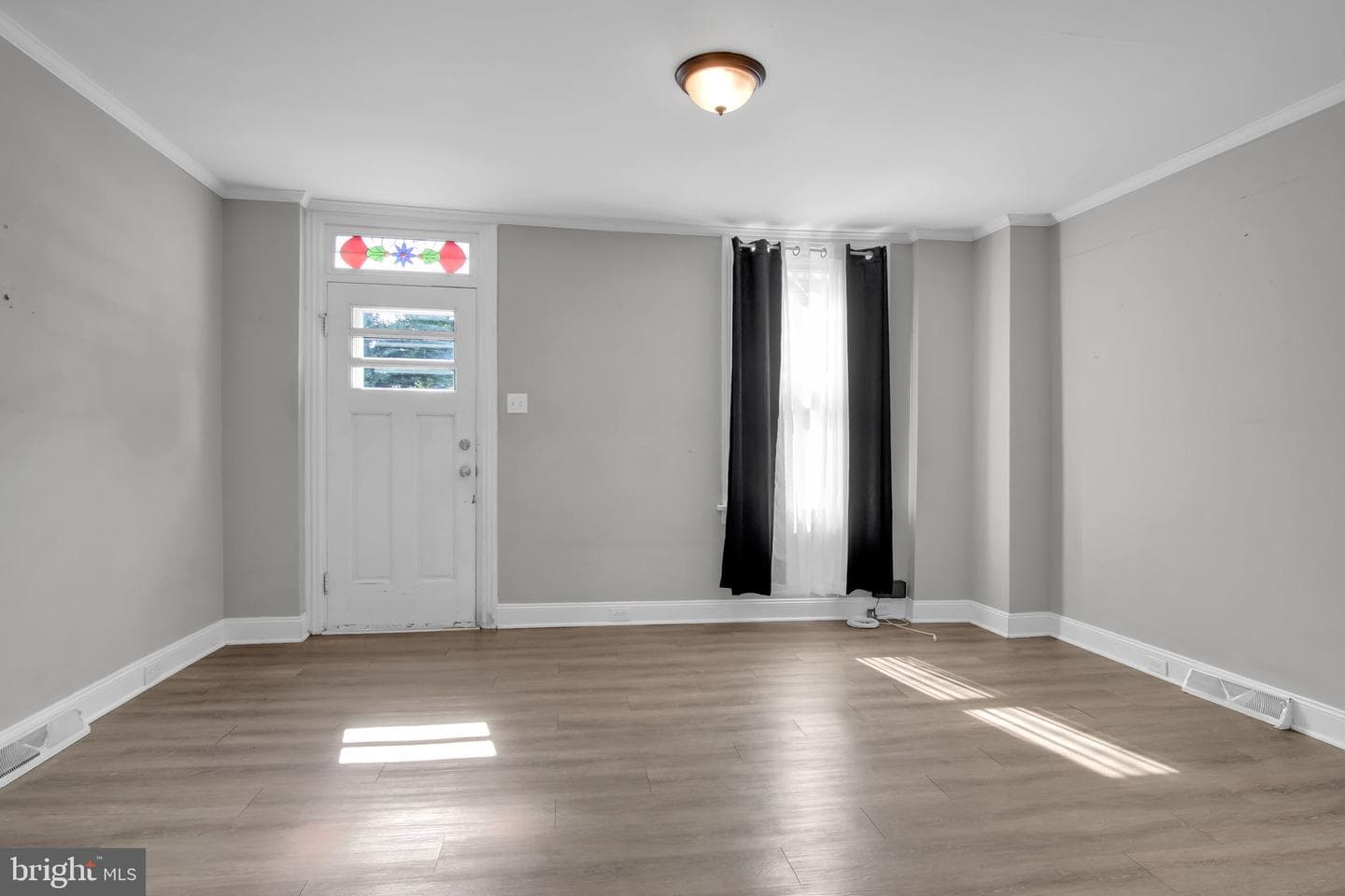 151 S East Street photo 5