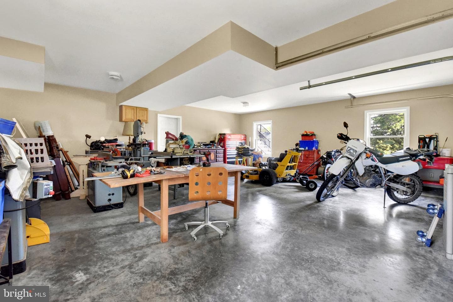 100 Fern Avenue photo 28