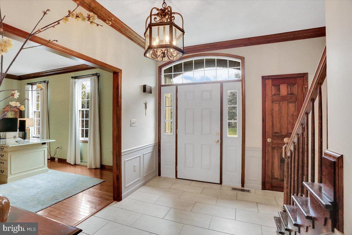 3609 Horsham Drive photo 4