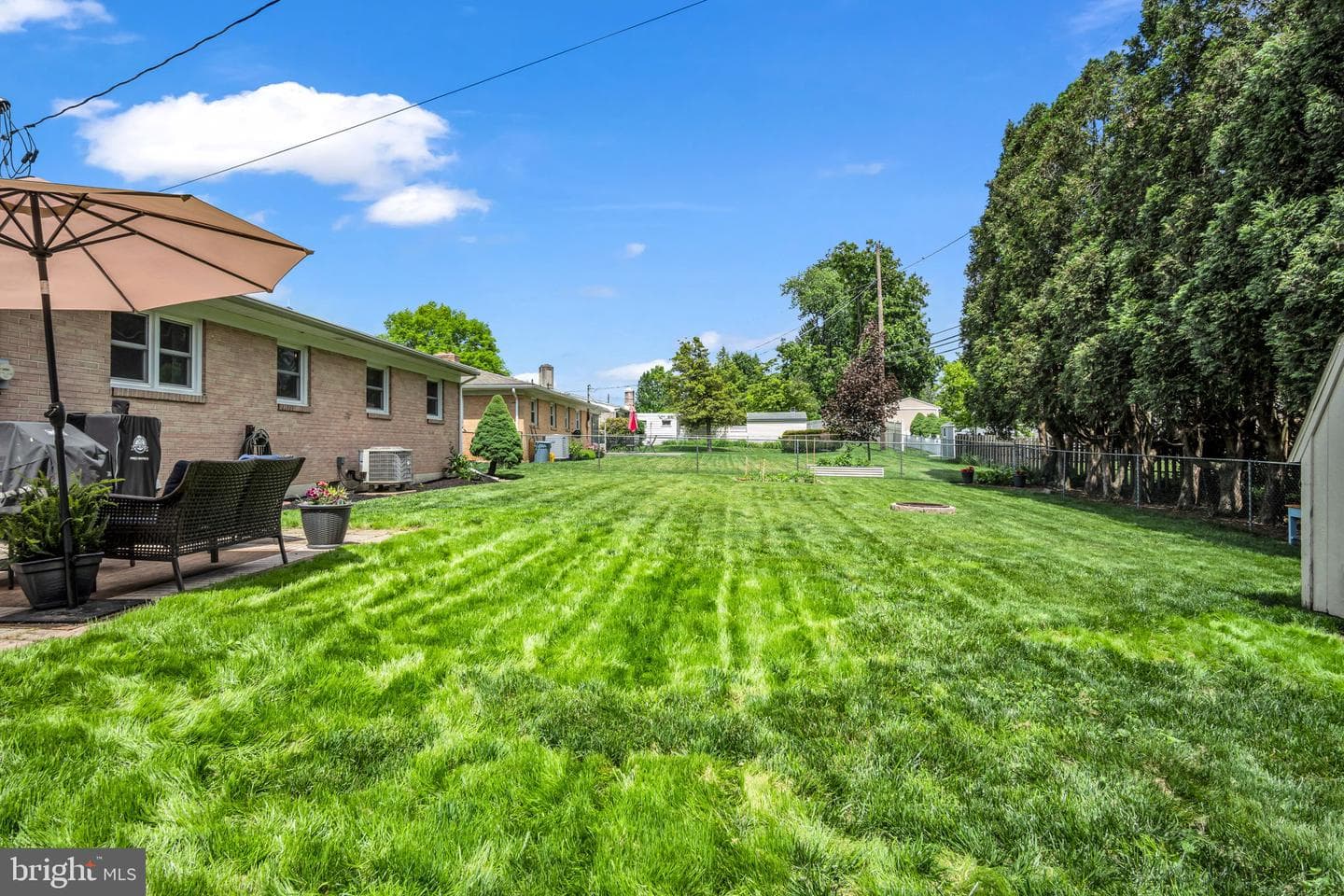 112 W Green Street photo 30