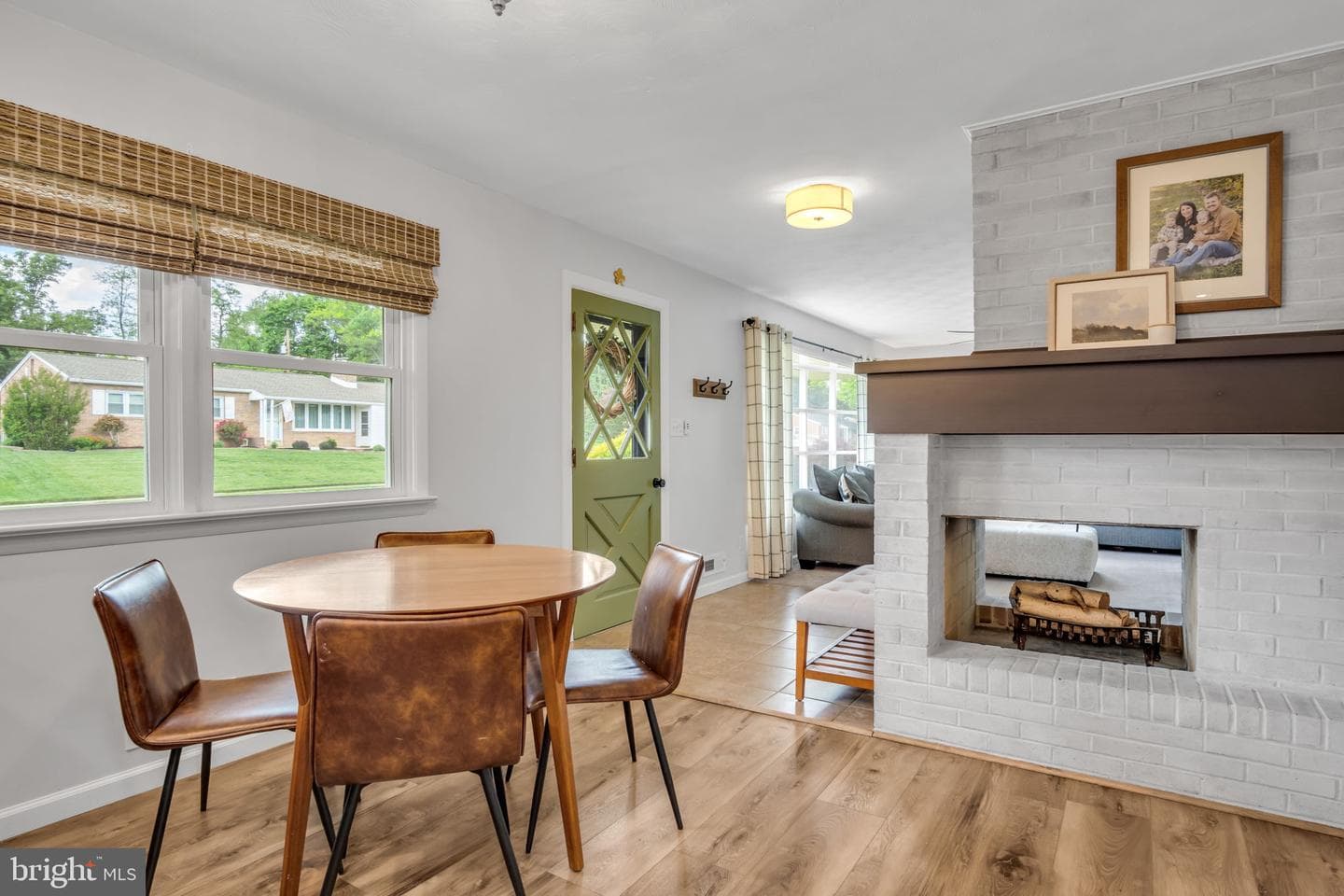 112 W Green Street photo 7