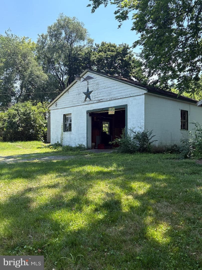 26 Fairview Street photo 16