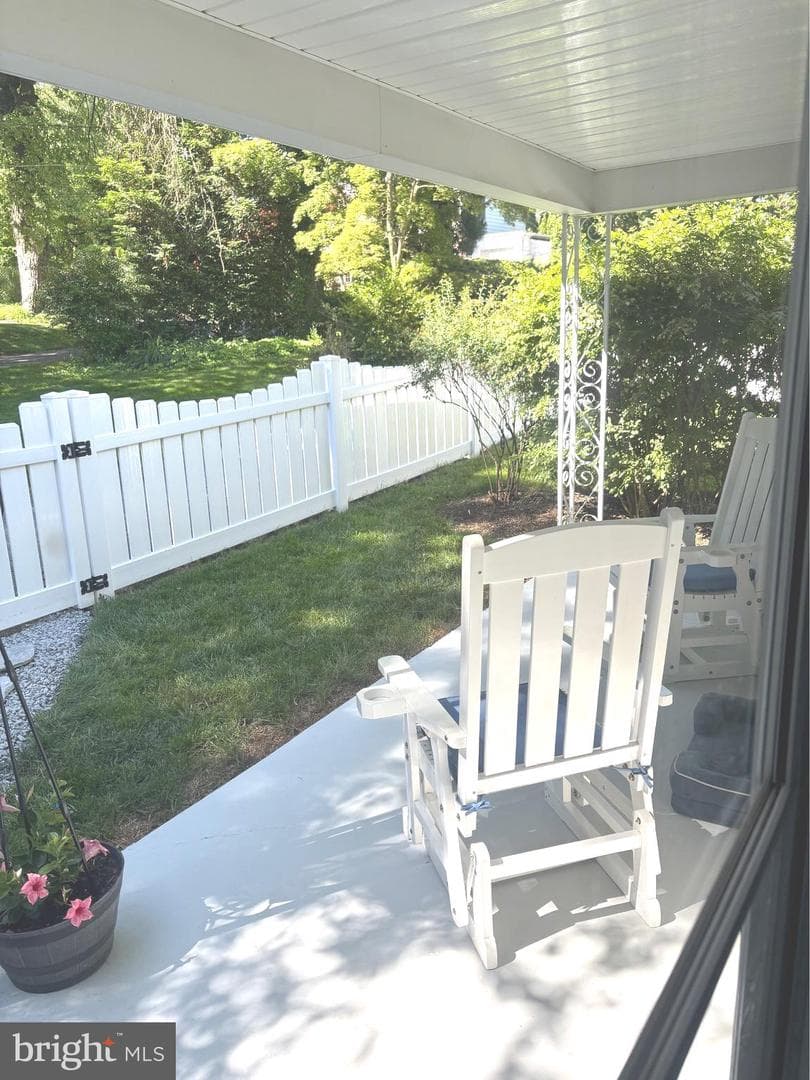 2821 Rathton Road photo 21