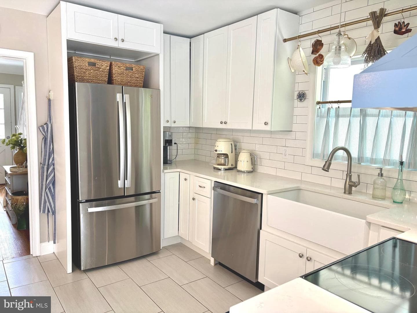 2821 Rathton Road photo 6