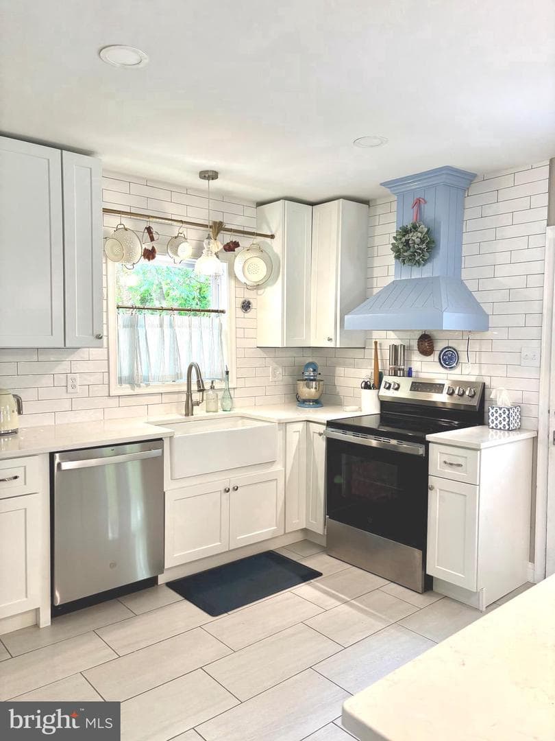2821 Rathton Road photo 8