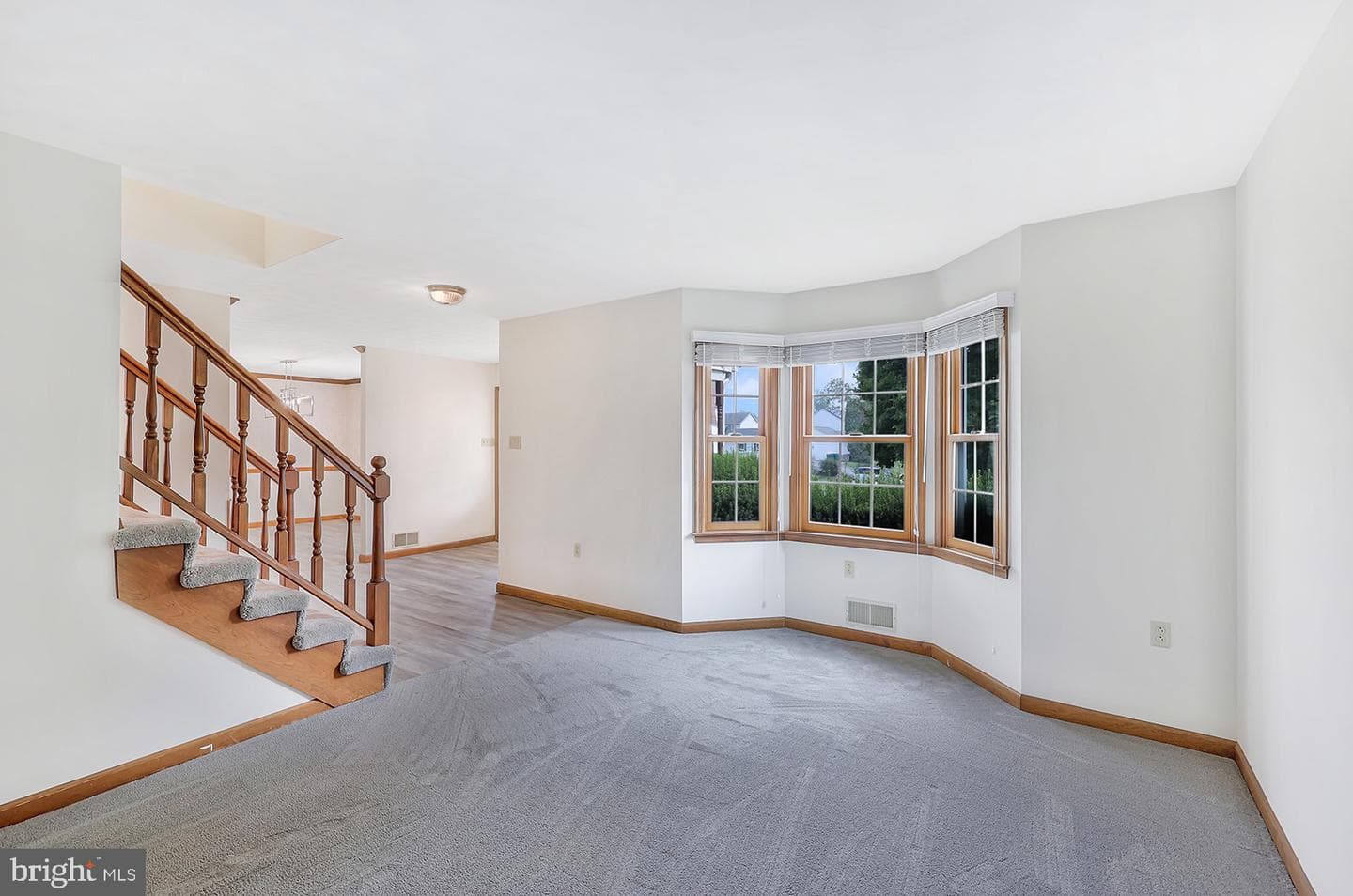 12 Victoria Way photo 3