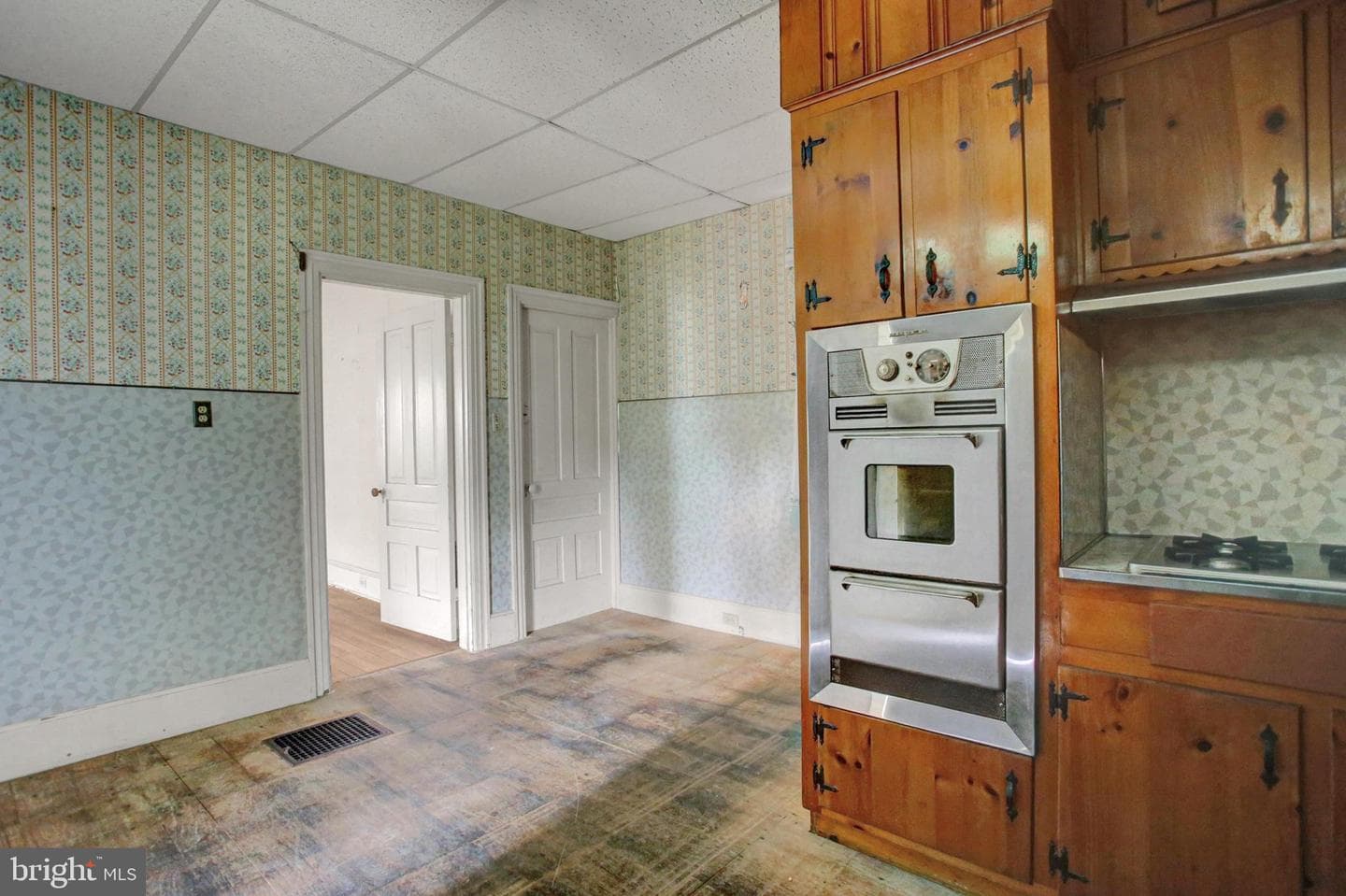 139 A St photo 9