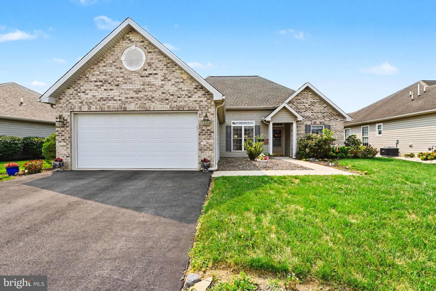 85 Northview Drive photo 1